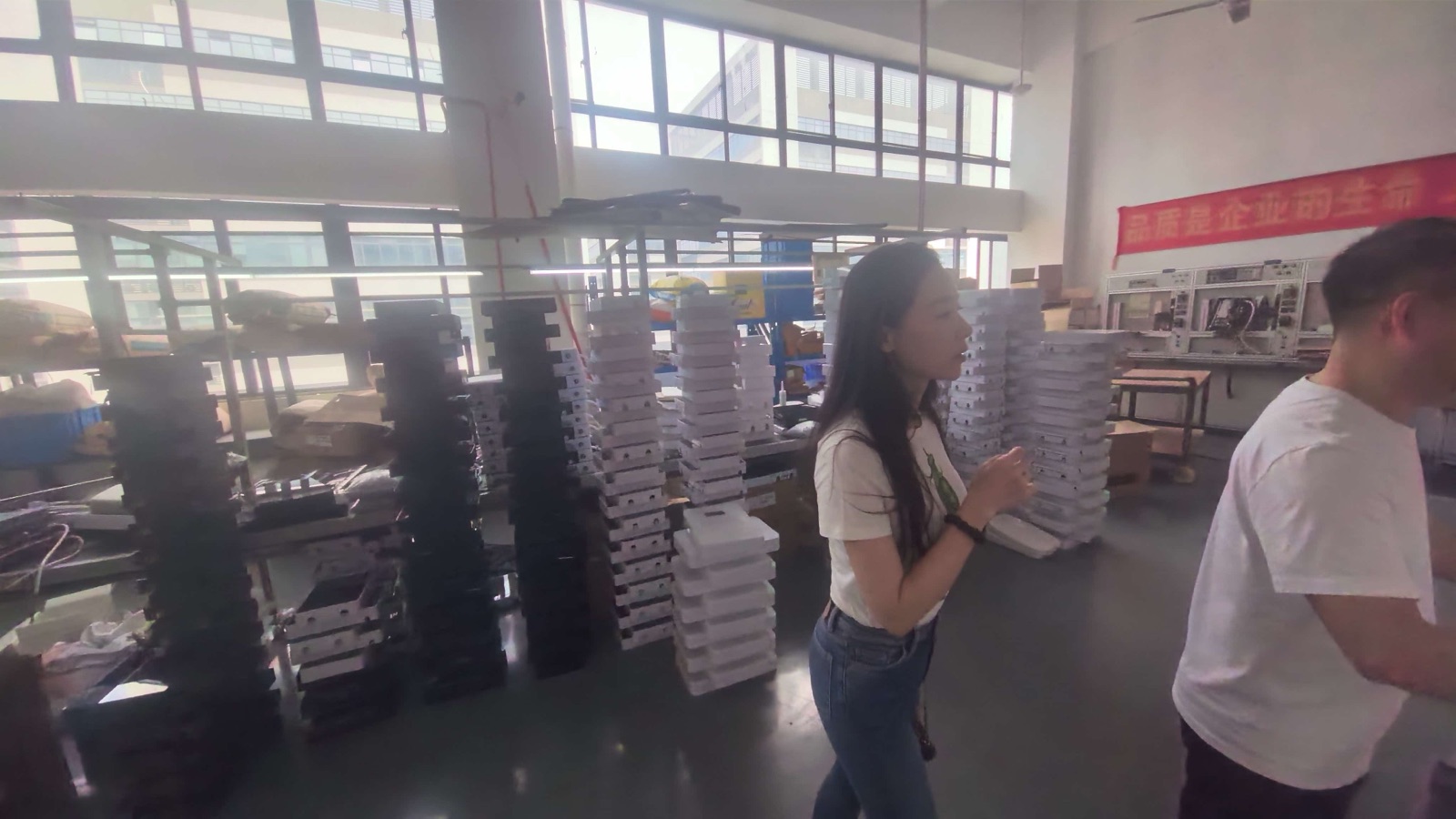 Real on-site product review and supplier discussion in China